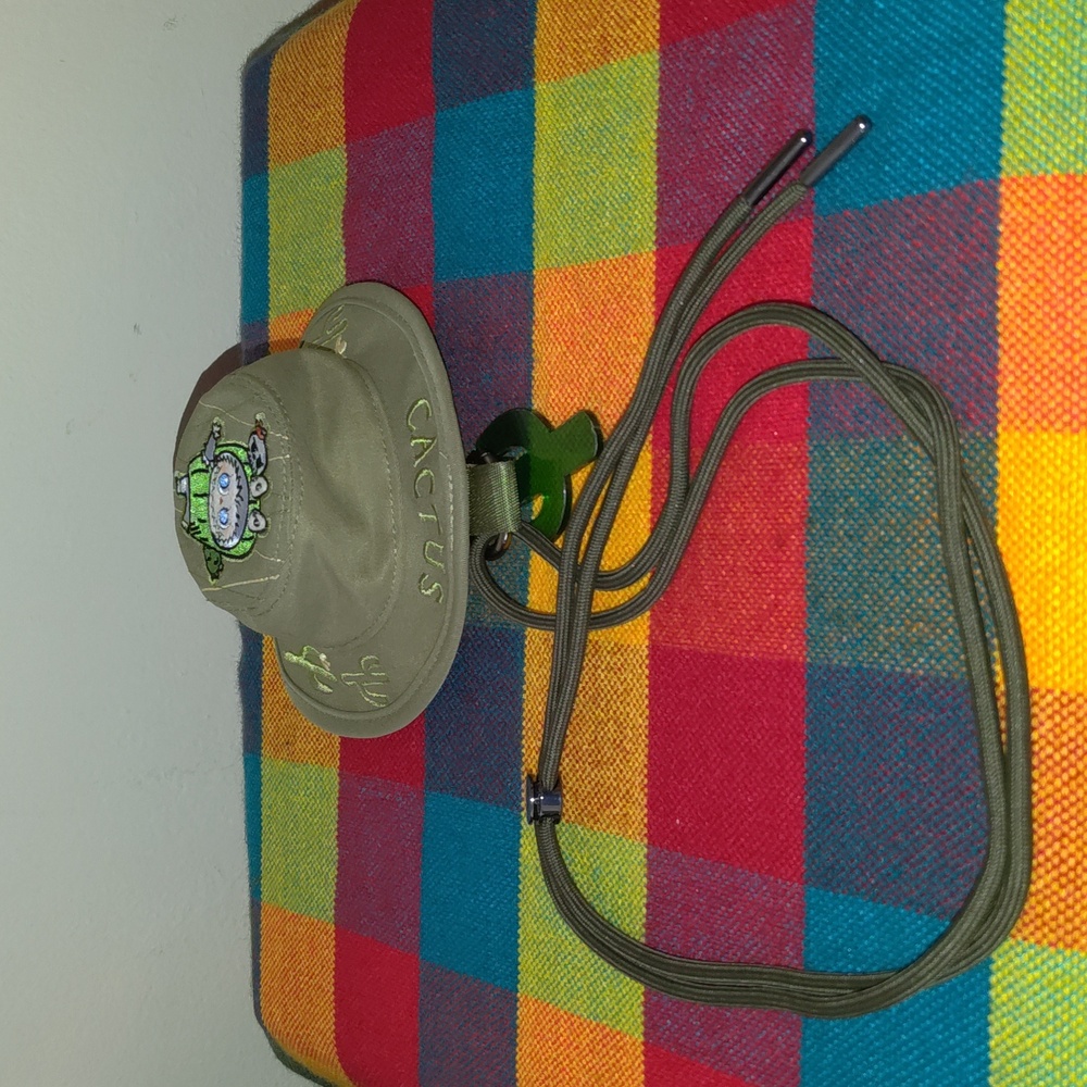 THE MONSTERS FALL IN WILD SERIES-Bucket Hat Mini Bag - CACTUS